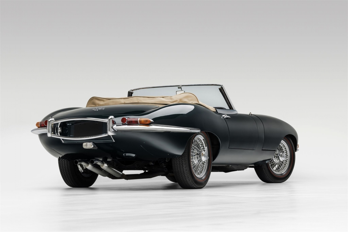 jaguar e-type roadster series 1.5 van dep nhu moi sau hon 50 nam ra mat hinh anh 2