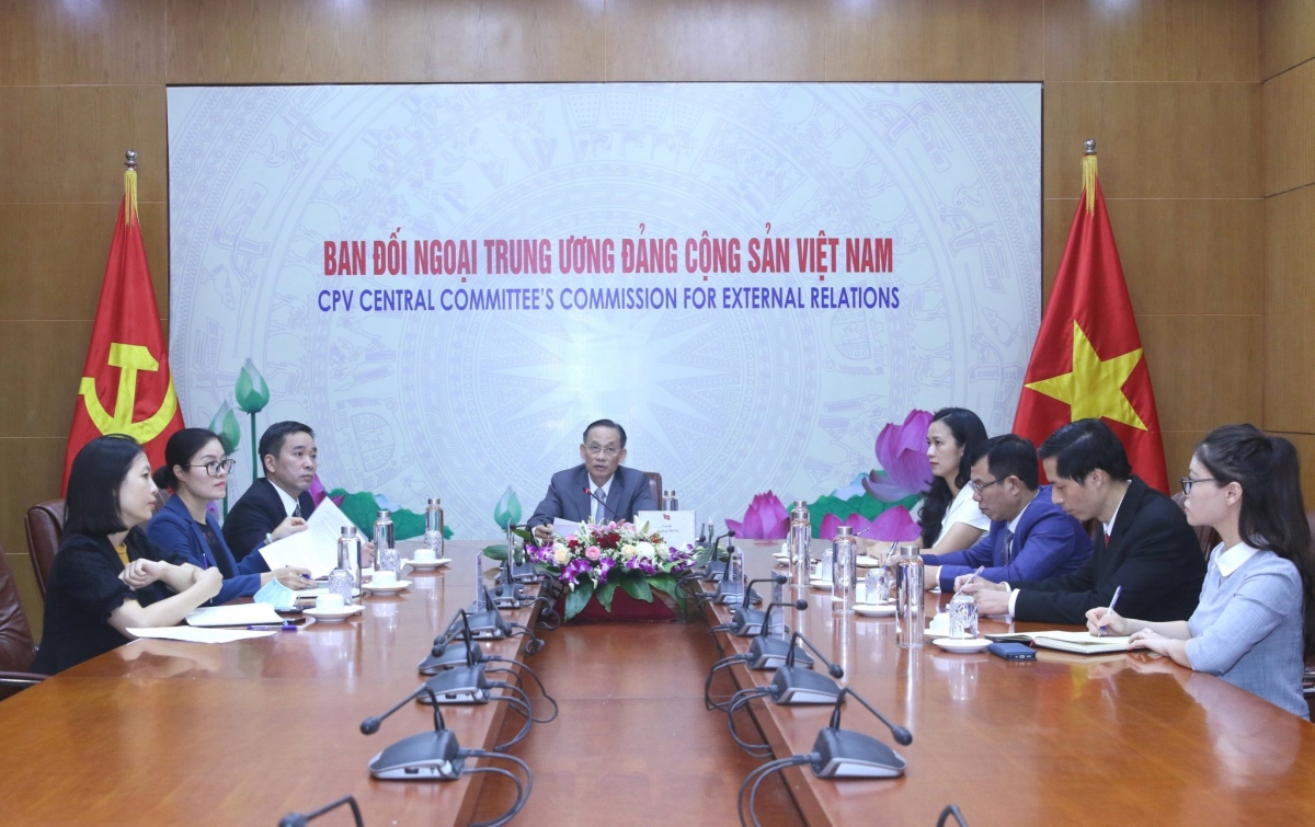 Ông Lê Hoài Trung hội đàm với Trưởng ban liên lạc Đối ngoại Trung Quốc