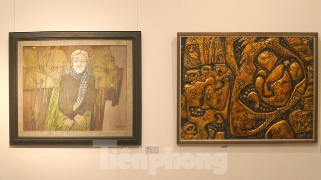 vietnam fine arts museum hosts exhibition to commemorate martyrs day picture 3
