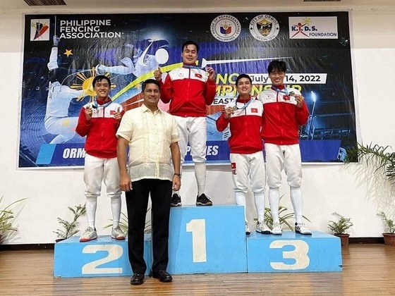 vn fencer wins men s title at sea fencing championships picture 1