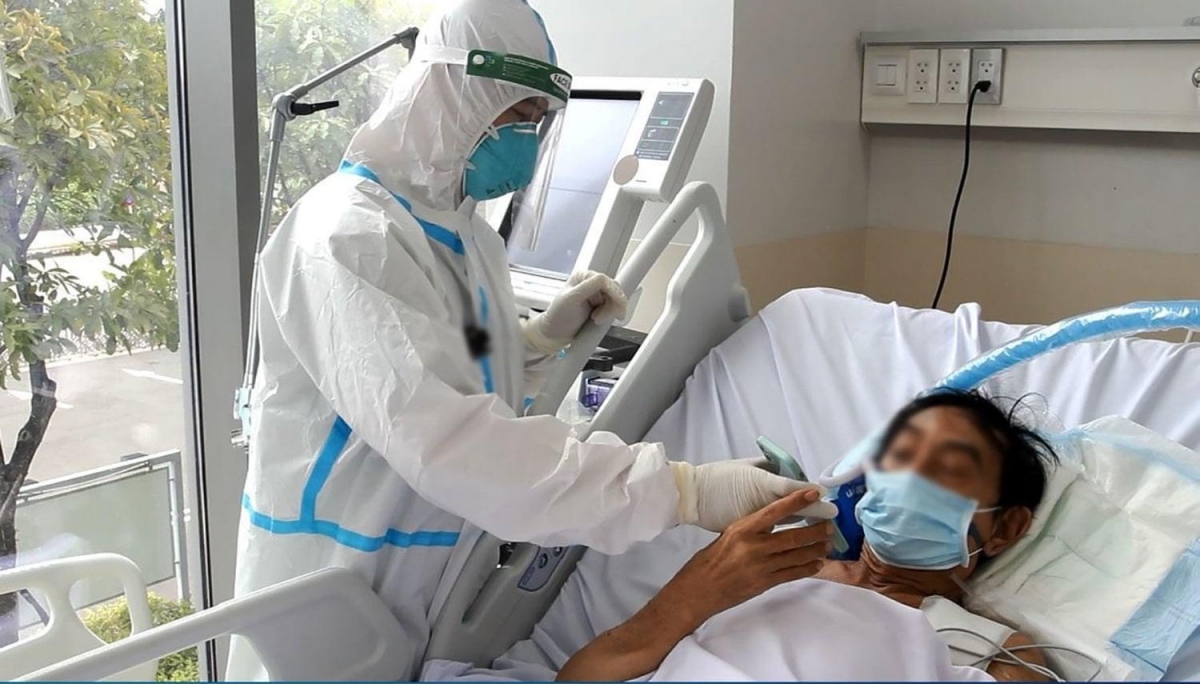 Tiền thưởng nhân viên y tế chống dịch tại TP.HCM sẽ được chi trả trong tuần này