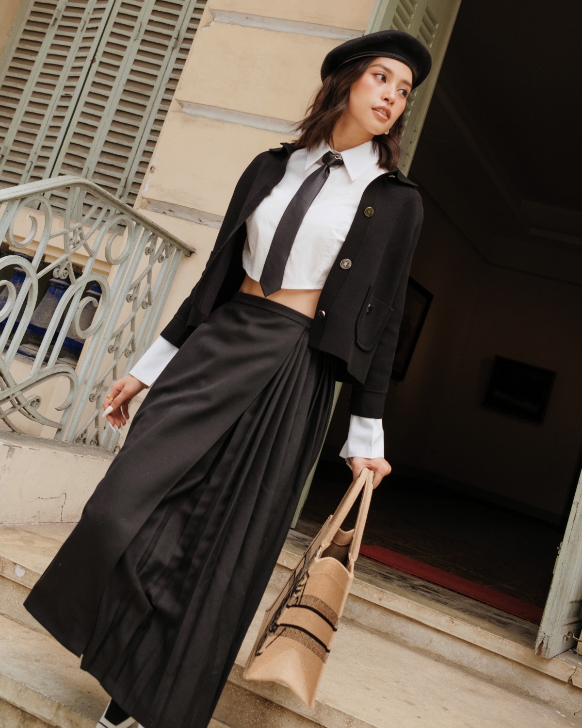 chiêm ngưỡng nhan sắc con nhà quý tộc của hoa hậu tiểu vy hình ảnh 7 chiem nguong nhan sac con nha quy toc cua hoa hau tieu vy hinh anh 7