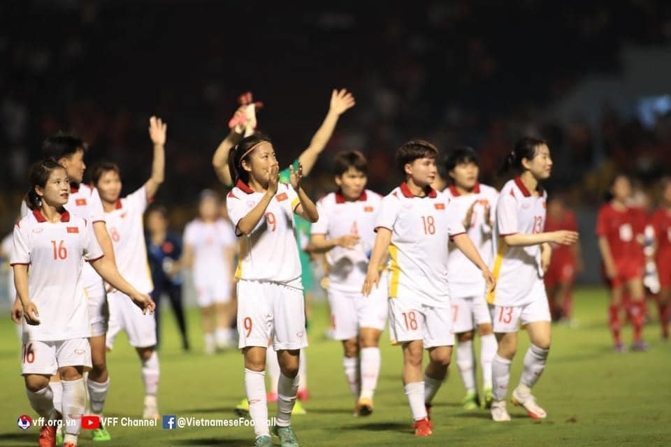 huynh nhu xin loi nguoi ham mo vi that bai cua Dt nu viet nam o aff cup hinh anh 1