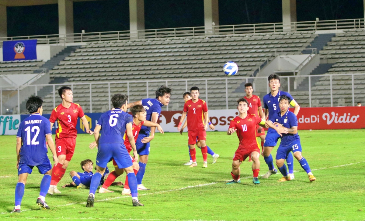 u19 viet nam va u19 thai lan dat tay nhau vao ban ket u19 Dong nam A 2022 hinh anh 12