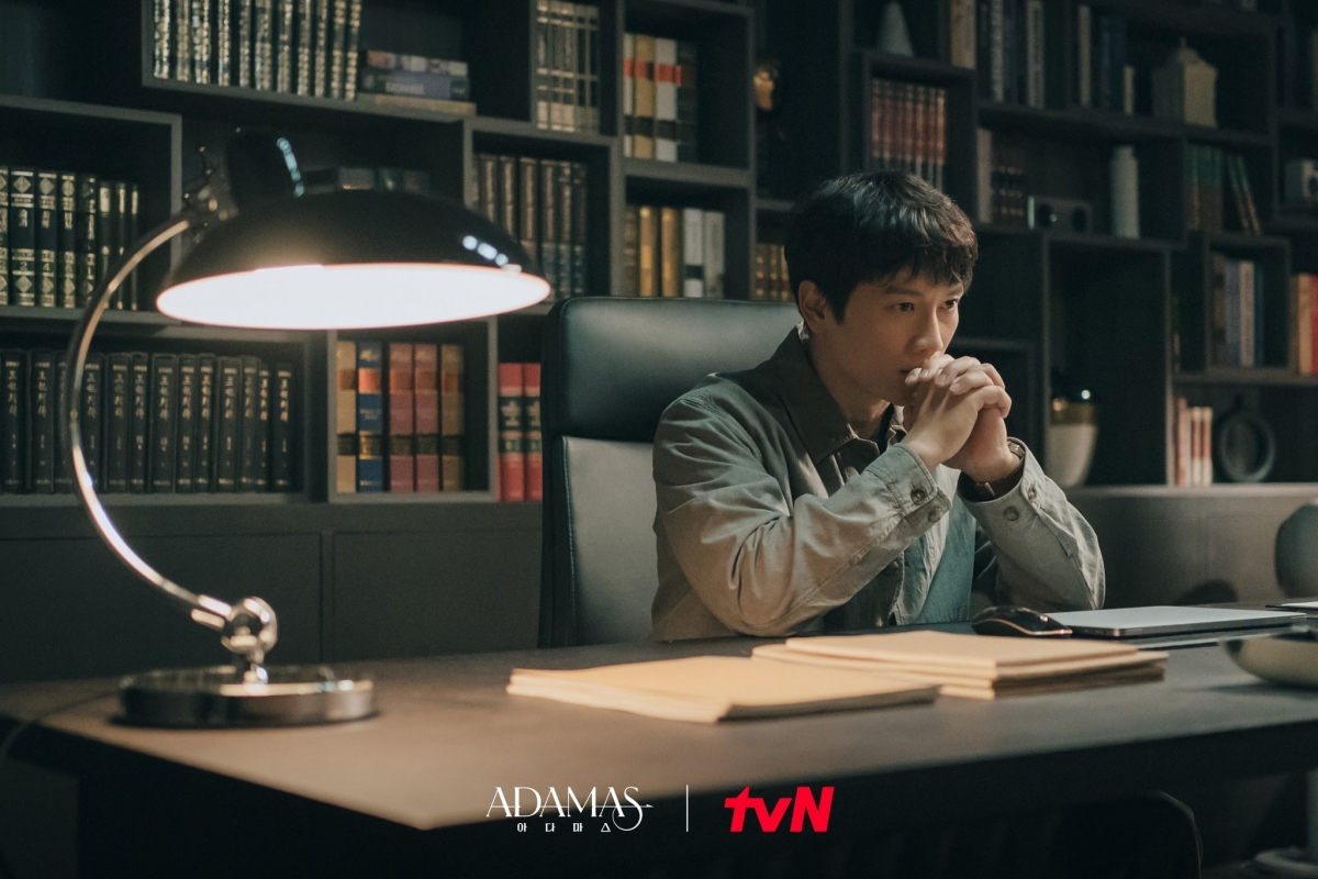 Ông hoàng rating ji sung tái xuất màn ảnh với vai diễn cặp song sinh báo thù hình ảnh 2 Ong hoang rating ji sung tai xuat man anh voi vai dien cap song sinh bao thu hinh anh 2
