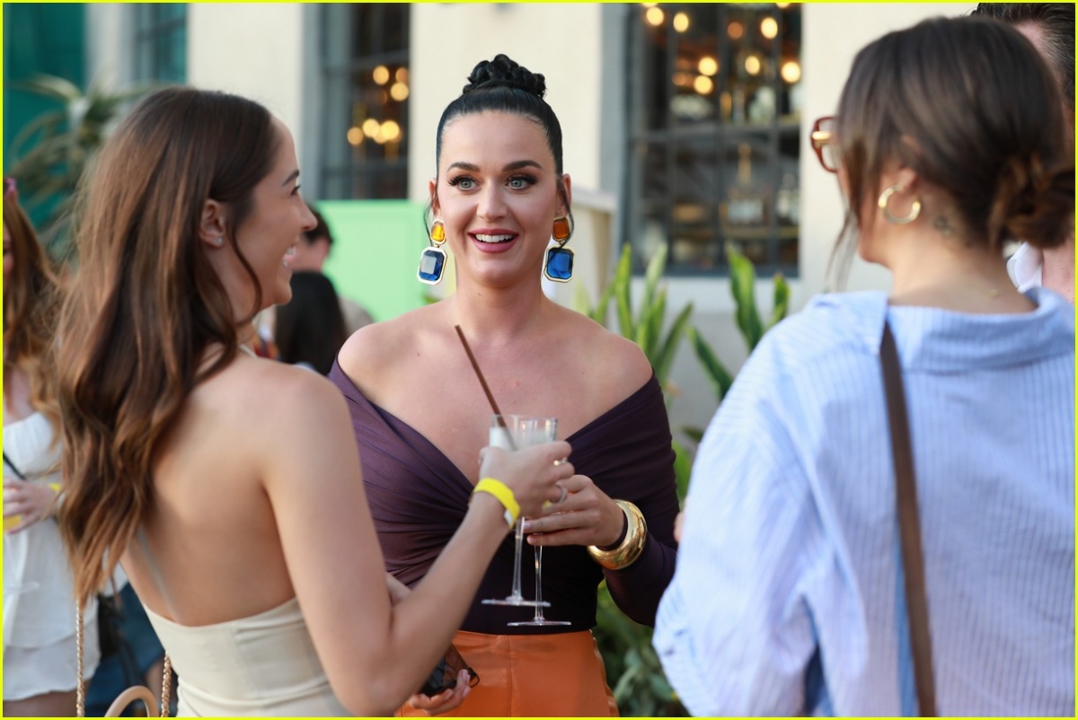 Katy Perry is sexy at the party - Photo 4.