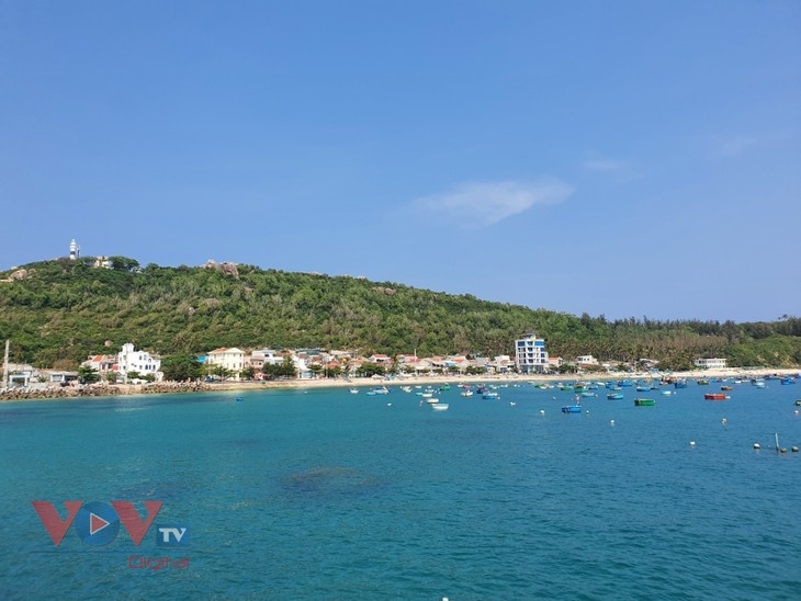 Xanh island-a green pearl in Binh Dinh province