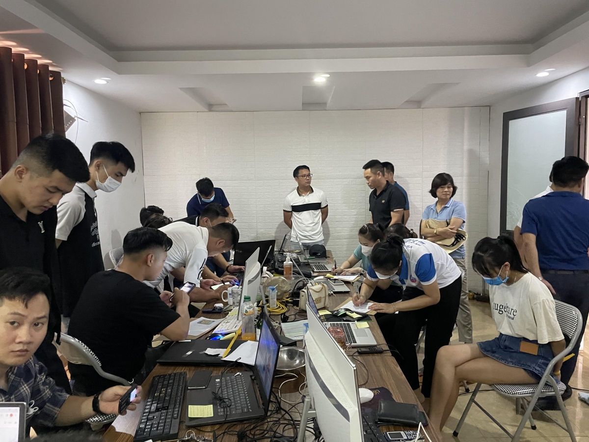 triet pha duong day tin dung nghin ty qua ung dung di dong lai suat 2.000 nam hinh anh 1 triet pha duong day tin dung nghin ty qua ung dung di dong lai suat 2.000 nam hinh anh 1