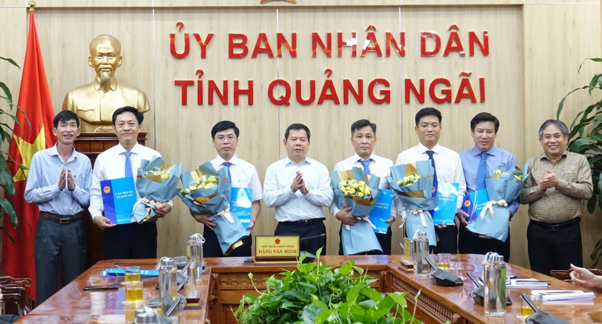 Quảng Ngãi luân chuyển, bổ nhiệm nhiều cán bộ sở ngành, địa phương