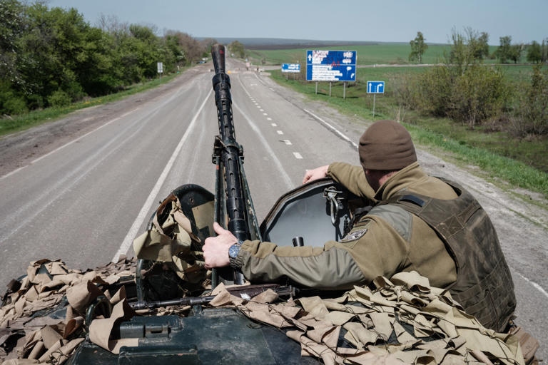 chien su nga-ukraine den giai doan quyet dinh, lo dien 3 diem nong moi o donbass hinh anh 1