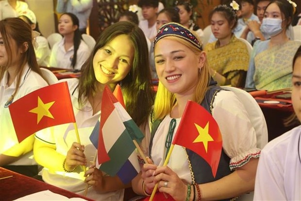 annual summer camp for overseas vietnamese youngths launched in nghe an picture 1