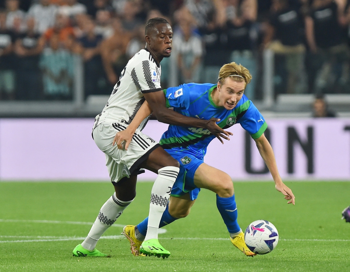 thang de sassuolo, juventus khoi dau hoan hao o serie a hinh anh 2