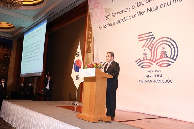 vietnam plays important role in asean-rok relations fm park jin picture 1