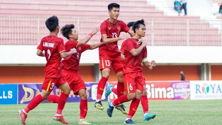 vietnam beat thailand, cruise into aff u16 youth championship picture 1
