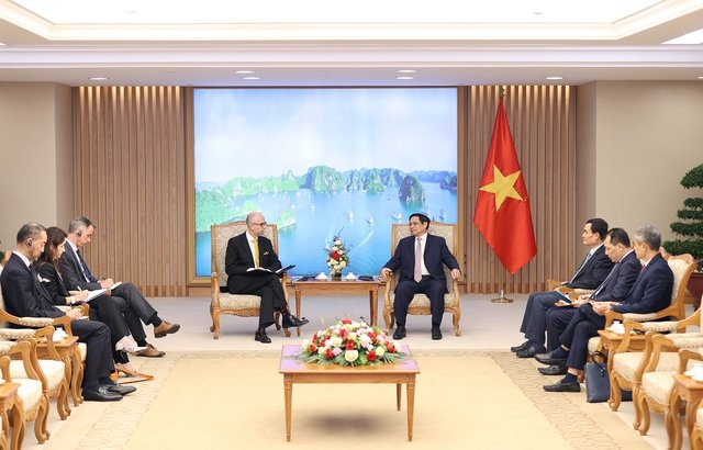 vietnam attaches importance to relations with canada, says pm picture 1