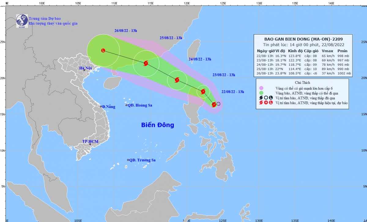 Typhoon Ma-on grows in strength as it enters East Sea