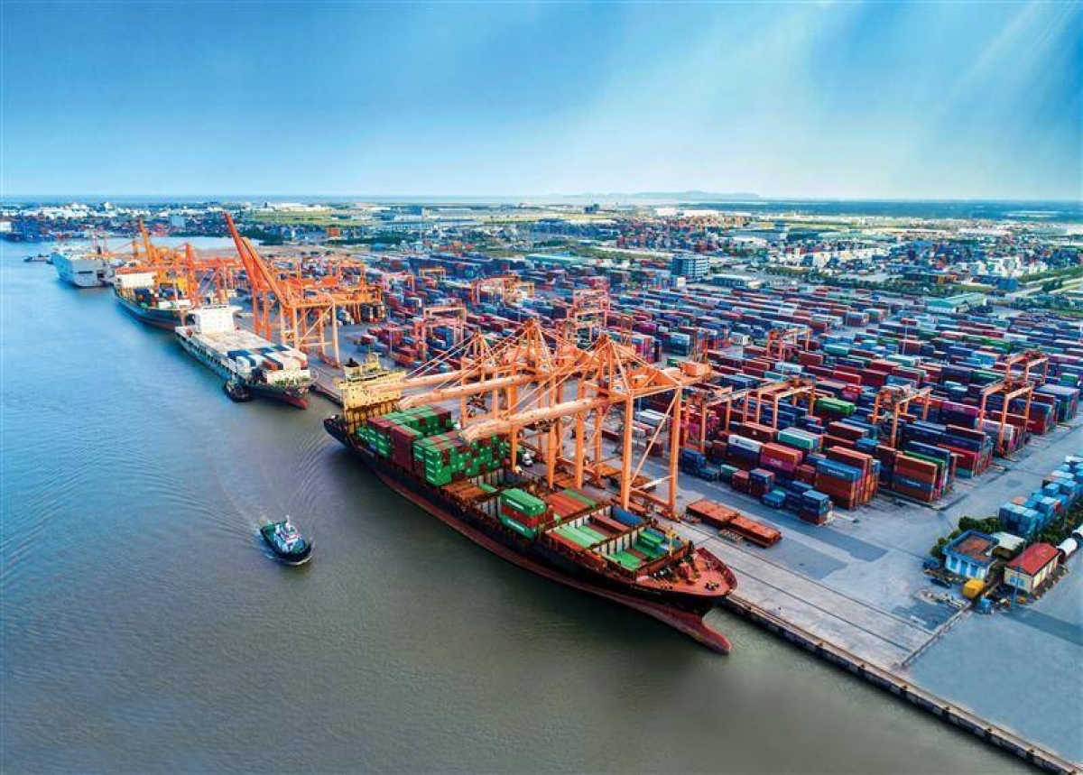  us 3.96 billion trade surplus for vietnam over eight months picture 1