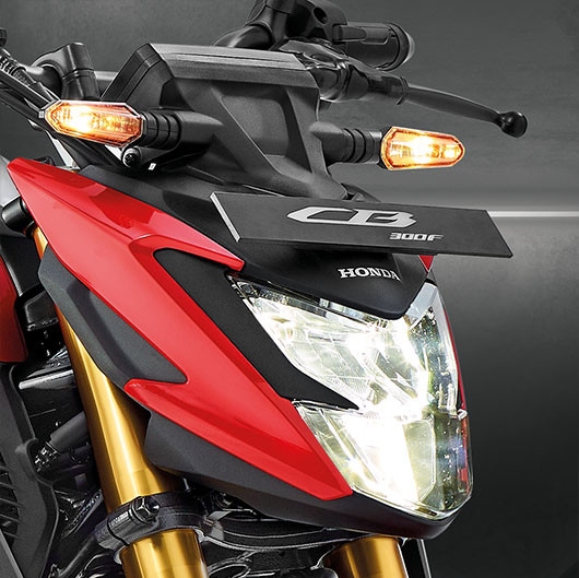 Honda CB300F 2022 chính thức ra mắt giá hơn 60 triệu đồng
