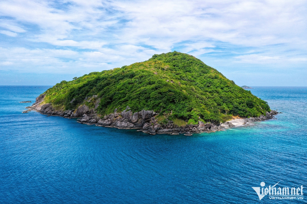the beauty of con dao as seen from bird s-eye view picture 8