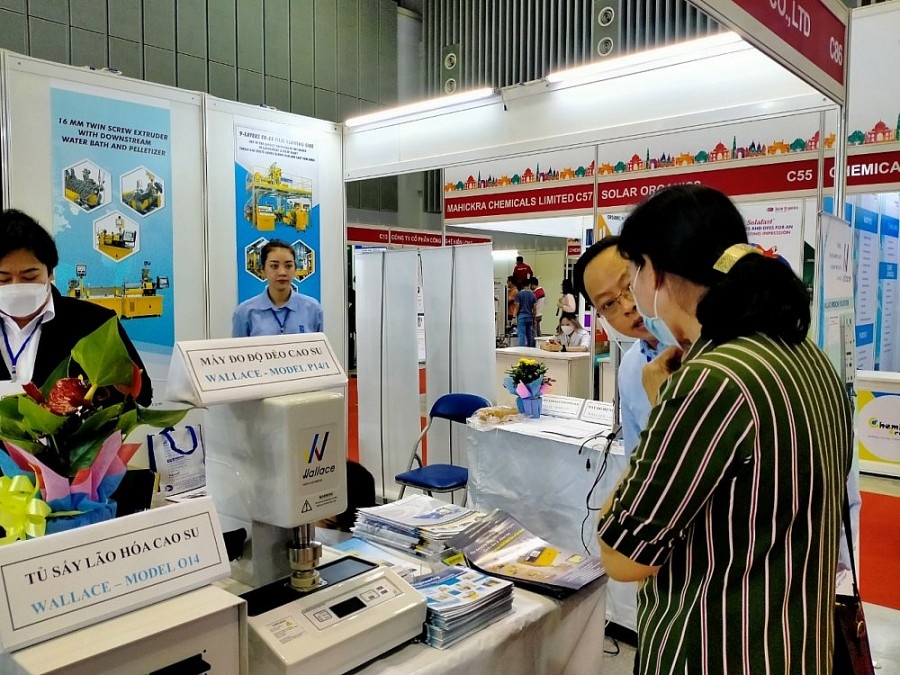 four international exhibitions get underway in ho chi minh city picture 1