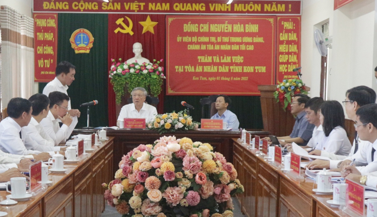 Chánh án TAND tối cao: Kon Tum cần sớm áp dụng phiên toà xét xử trực tuyến
