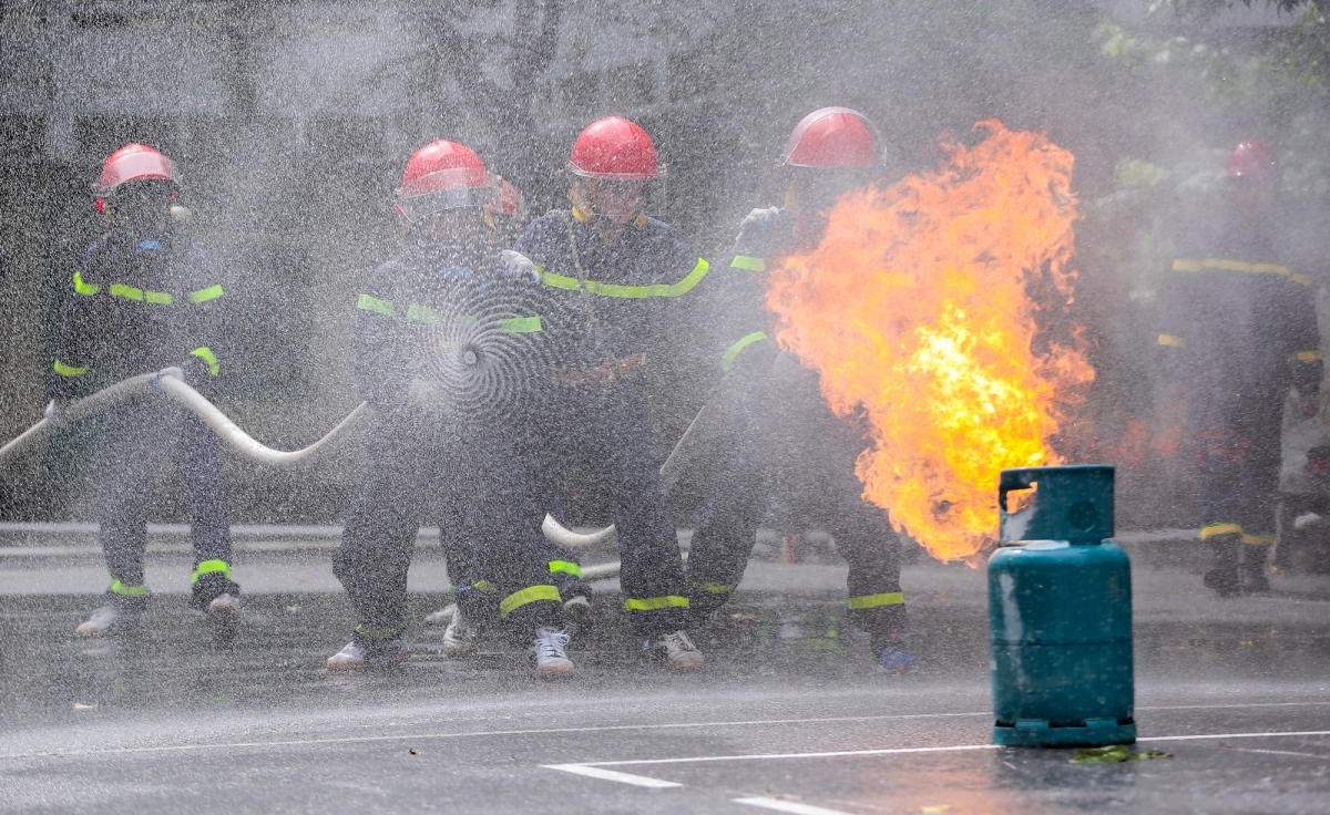 A training day of firefighters in Vietnam