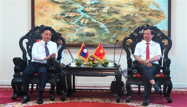 central province, lao localities look to bolster cooperation picture 1