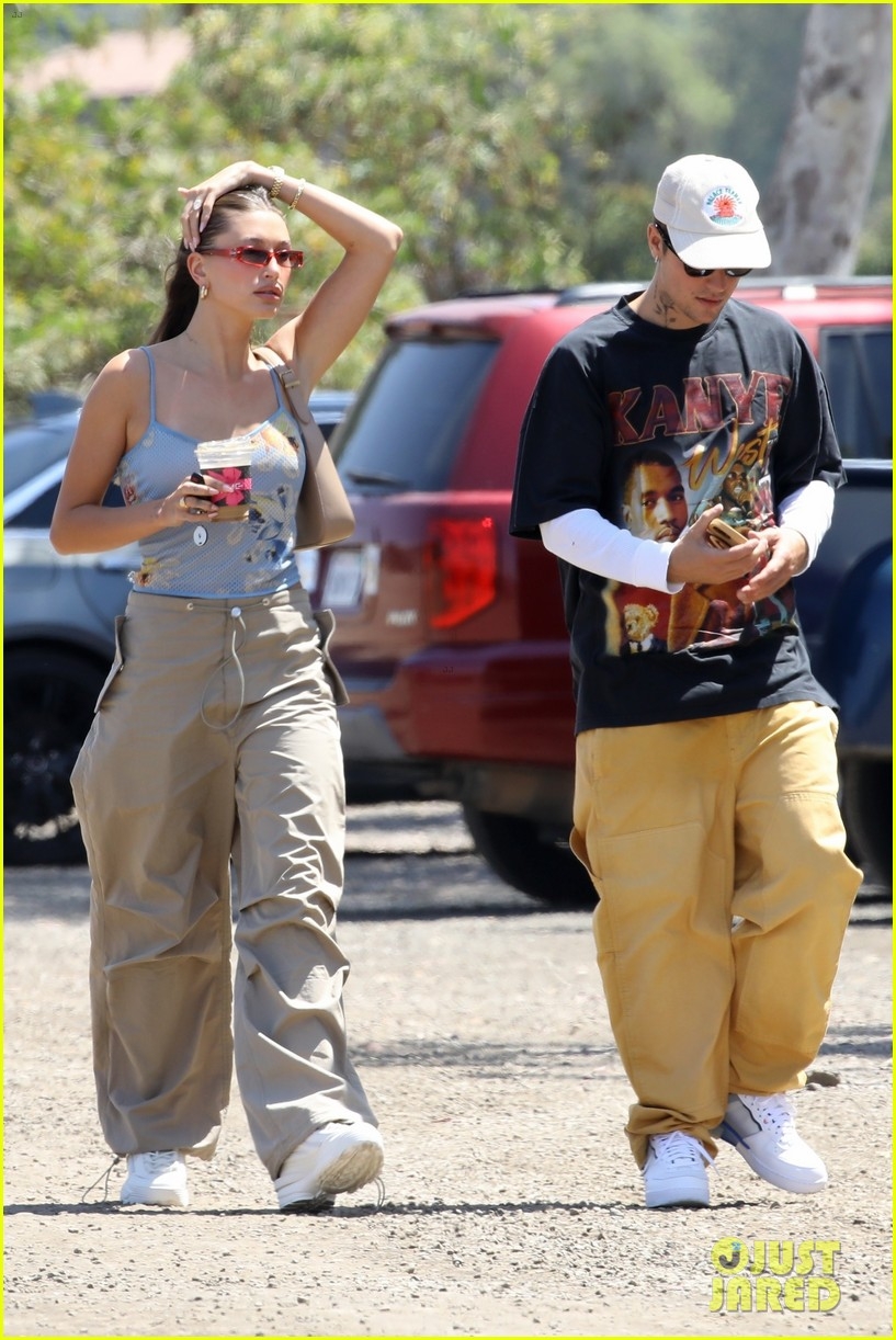 vo chong justin bieber - hailey baldwin len do phong cach di du tiec sinh nhat hinh anh 7