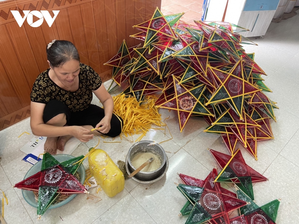 lantern making village busy ahead of mid-autumn festival picture 11