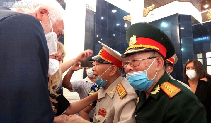 late greek hero kostas sarantidis buried at final resting place in vietnam picture 1 late greek hero kostas sarantidis buried at final resting place in vietnam picture 1