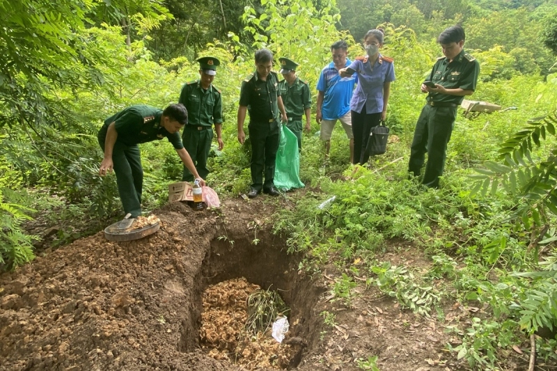 lai chau tieu huy gan 70kg nghi sam khong ro nguon goc hinh anh 1