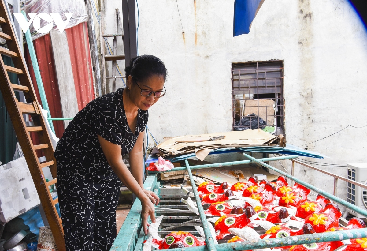 hanoi family maintains tradition of paper masks picture 9