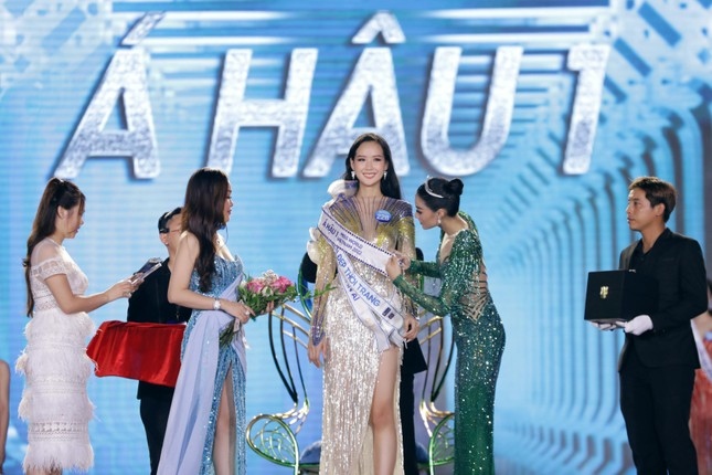 mai phuong wins miss world vietnam 2022 crown picture 5
