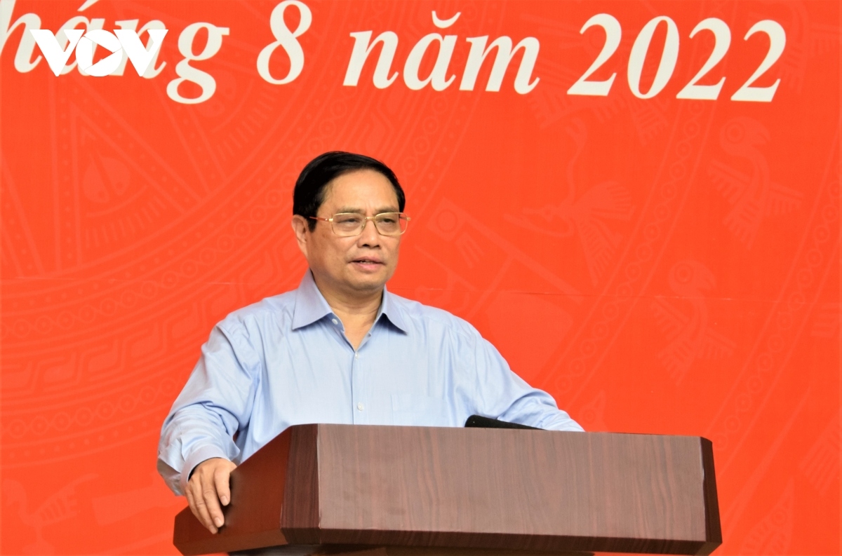 pm chinh chairs national conference on digital transformation picture 1