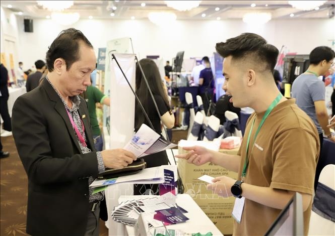 150 businesses participate in vietnam startup day in 2022 picture 1