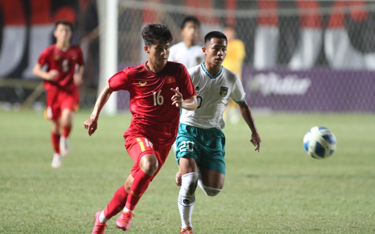 u16 viet nam thua u16 indonesia o chung ket u16 Dong nam A 2022 hinh anh 1