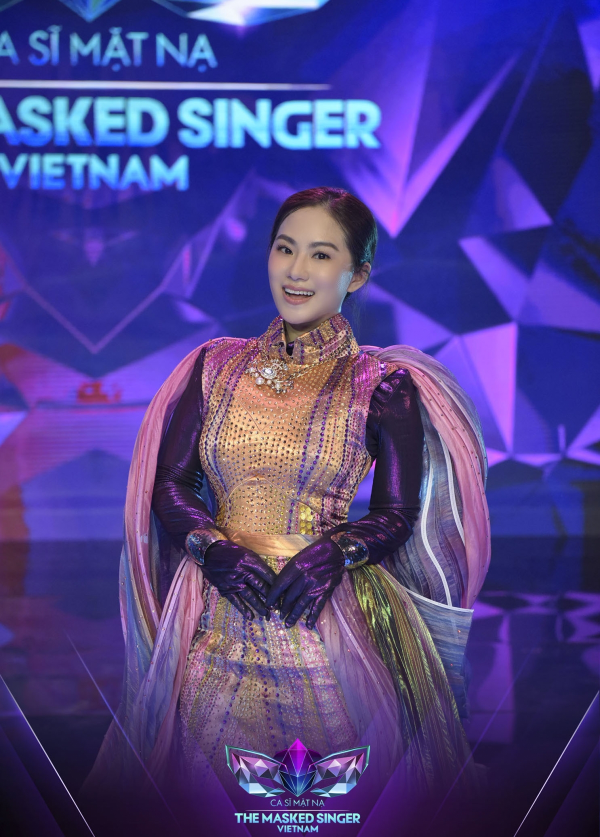Fan tiếc nuối khi Lương Bích Hữu bị loại tại "Ca sĩ mặt nạ"