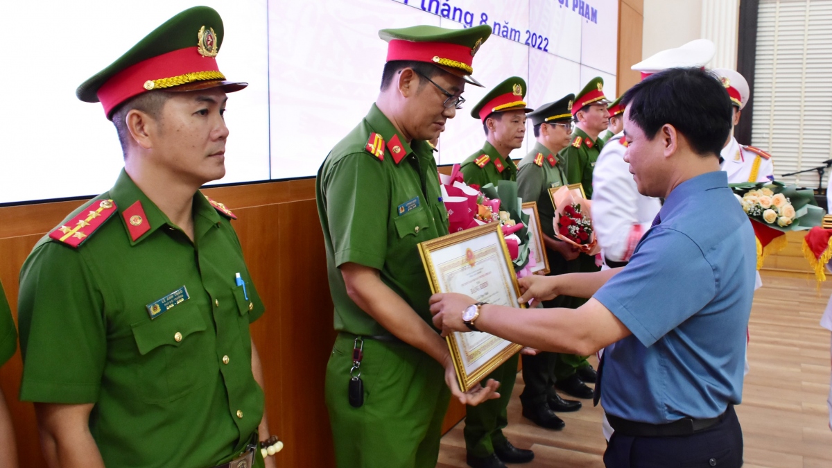 Vụ dùng súng cướp tiệm vàng ở Huế: Đối tượng có dấu hiệu tâm lý bất thường