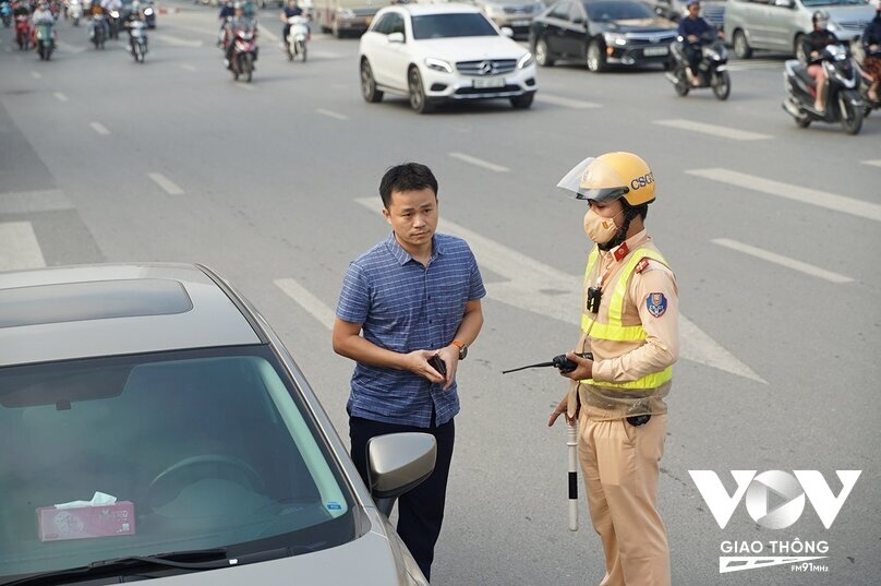 Cách nào xử lý hiệu quả tình trạng chiếm làn khẩn cấp