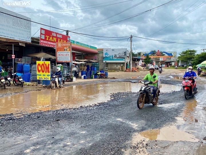 can canh tuyen duong lien xa chang chit o voi, o ga o Dak nong, dan keu troi hinh anh 3