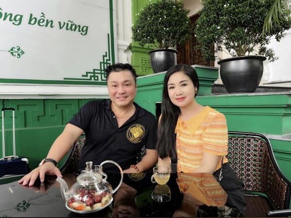 chuyen showbiz luu huong giang khoe nhan sac ngot ngao, xinh dep sau on ao cua chong hinh anh 3