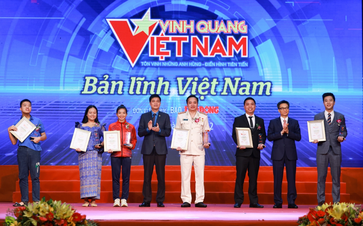 Vinh quang Việt Nam 2022: Tôn vinh điển hình của trí tuệ, bản lĩnh Việt Nam