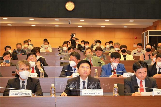 seminar promotes rok s investment in ha nam province picture 1