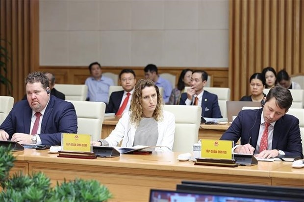 foreign firms recommend solutions to promote vietnam s development picture 1
