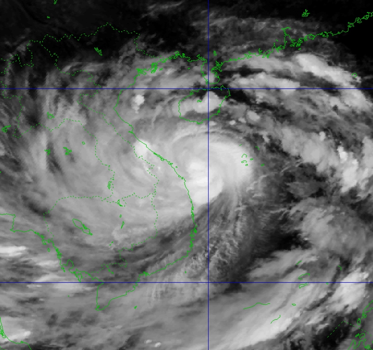 central vietnam several hours ahead of noru landfall picture 17