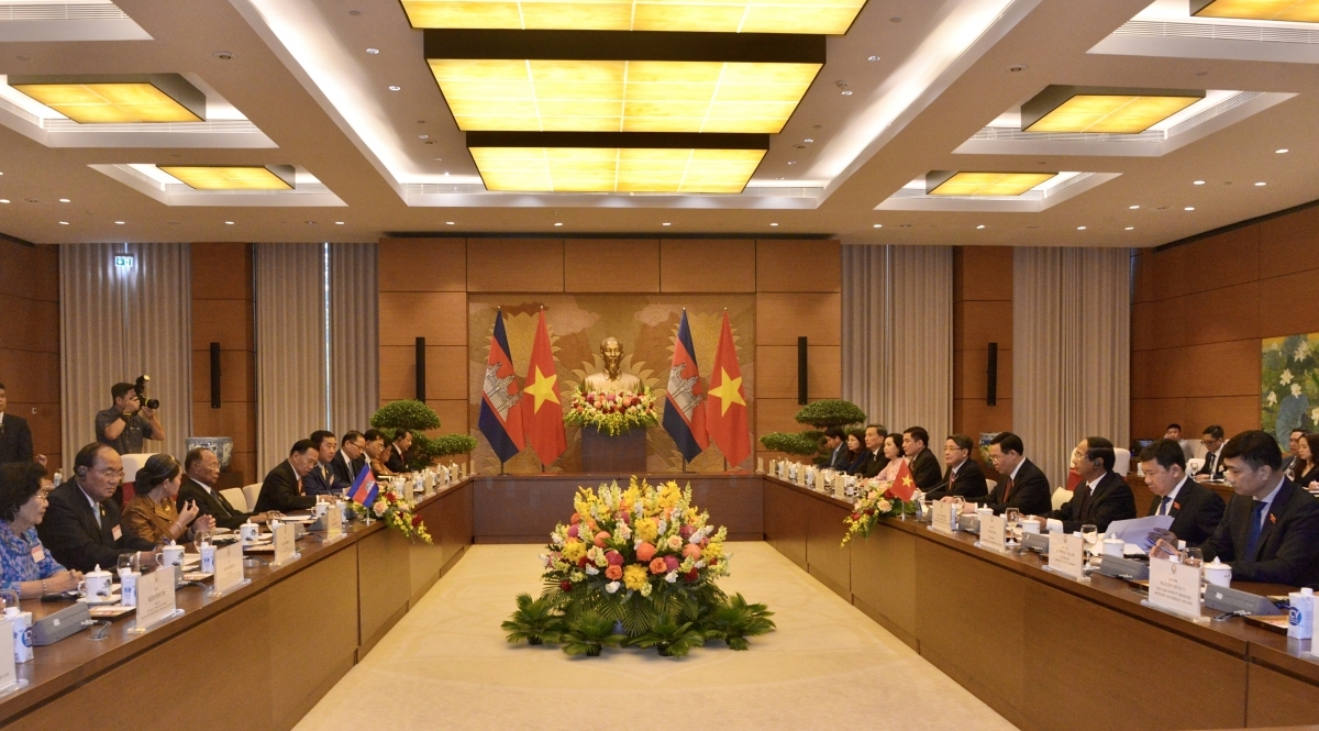 vietnam desires stronger parliamentary ties with cambodia picture 2 vietnam desires stronger parliamentary ties with cambodia picture 2