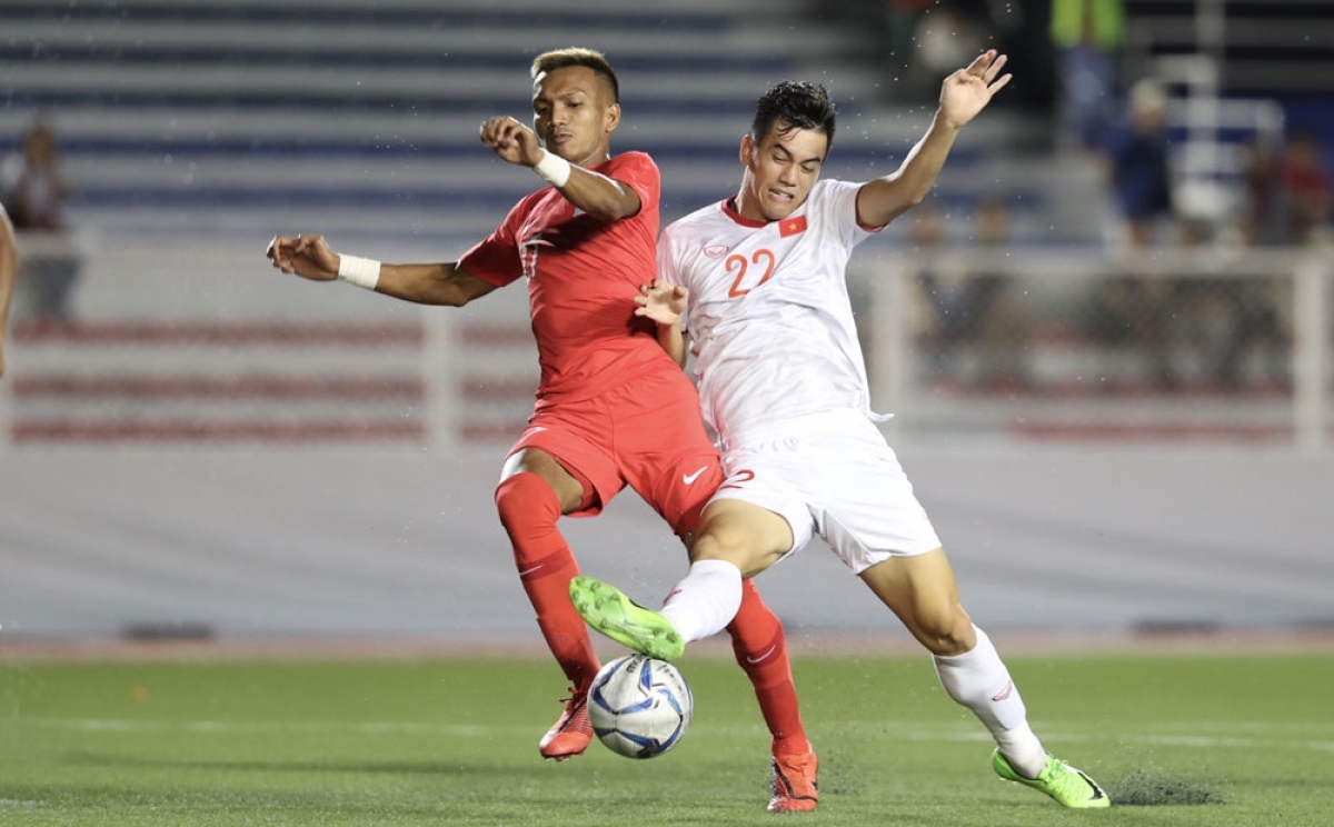 vietnam-singapore match a test for both teams ahead of aff cup campaign picture 1