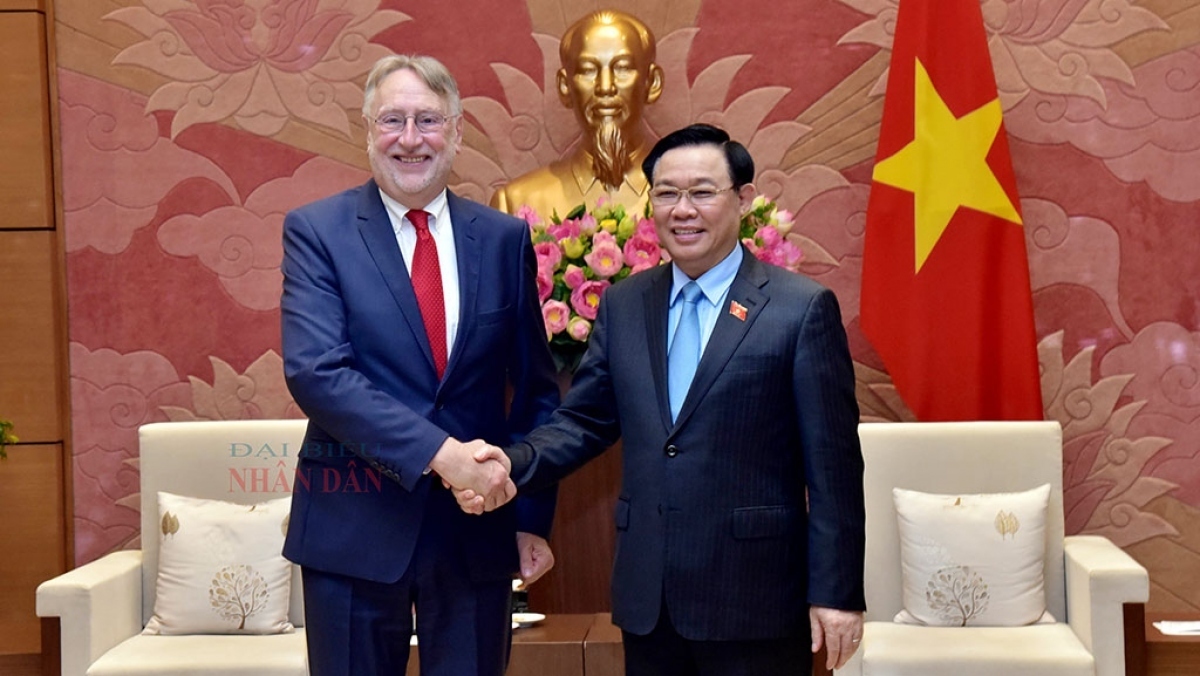 vietnam willing to address issues of mutual concern with eu picture 1