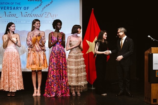 vietnamese designer unveils mediterranean-inspired collection in israel picture 1