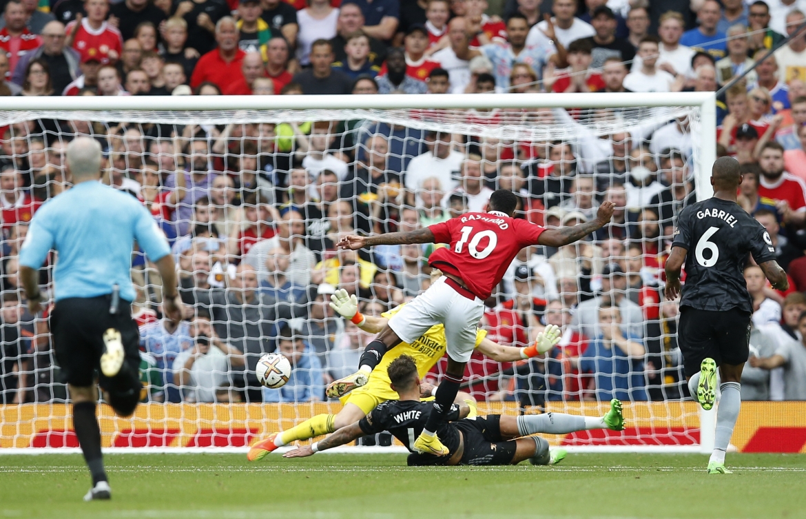 bom tan antony mo ty so, mu cat chuoi thang cua doi dau bang arsenal hinh anh 13